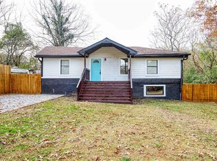 5771 Denson Blvd, Morrow, GA 30260