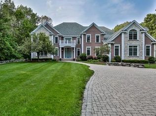 5 College St, Hopkinton, MA 01748