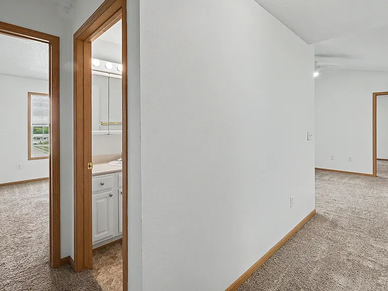 320 E 13th St #17 — Photo 9
