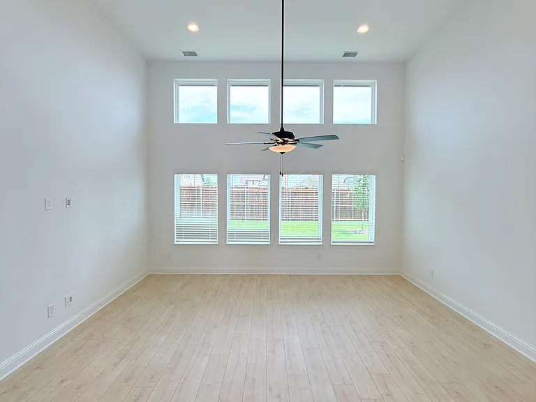 1809 Gleasondale Dr — Photo 18