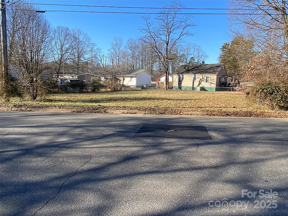 1st image of 1416 Old Charlotte Rd #10