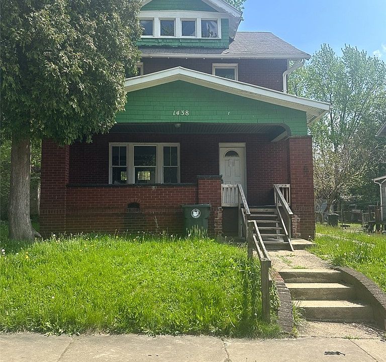 1st image of 1438 Rowland Ave NE