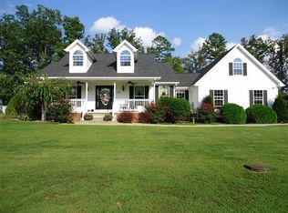 335 Lakepointe Dr, Corbin, KY 40701