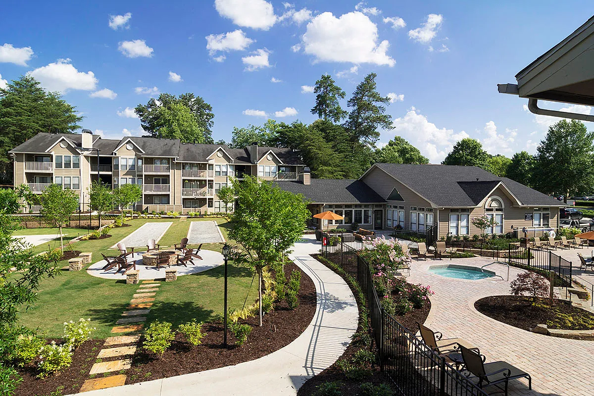 The Arbors at Breckinridge Apartment Homes — Photo 1