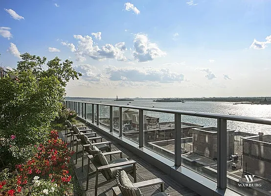 Rented by Warburg | media 58