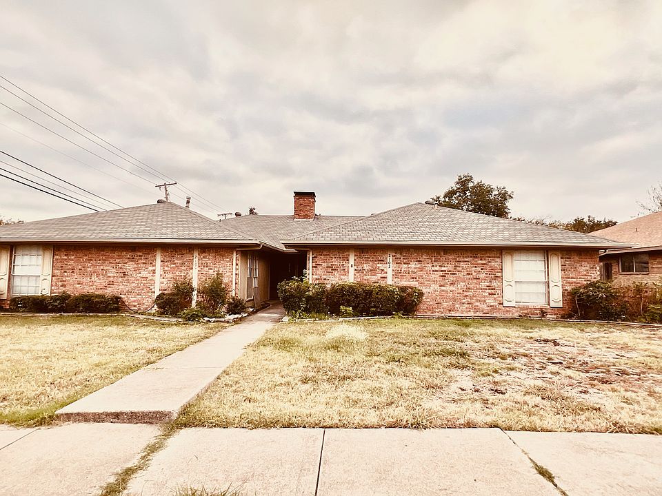 1st image of 2102 Teakwood Ln