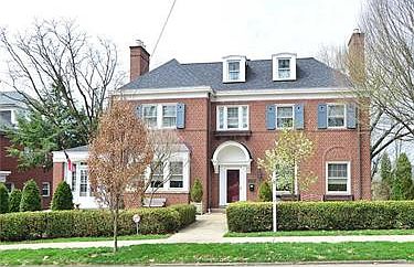 1st image of 528 N Maple Ave