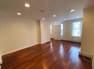 403 1st St APT 2, Jersey City, NJ 07302