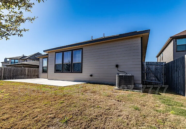 14715 Gecko Lndg — Photo 37