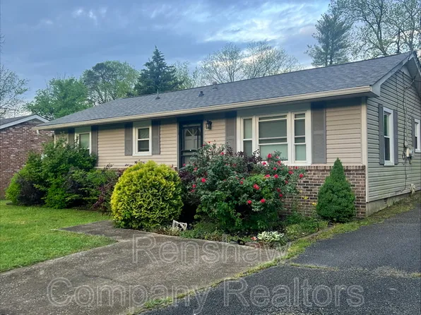 33 Southside Dr, Jackson, TN 38301