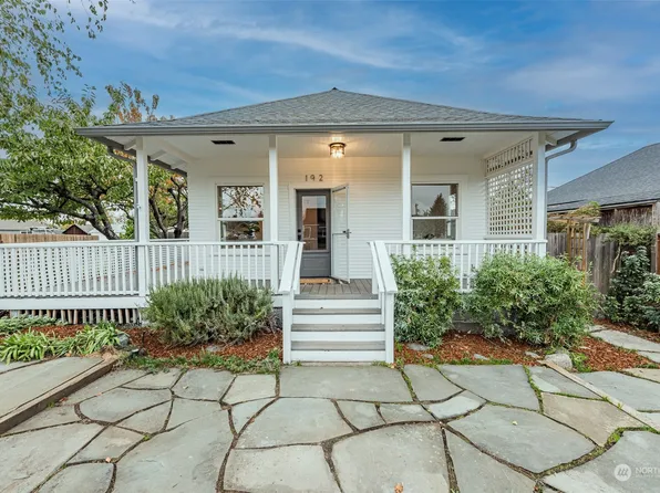 192 W Maple Street, Sequim, WA 98382