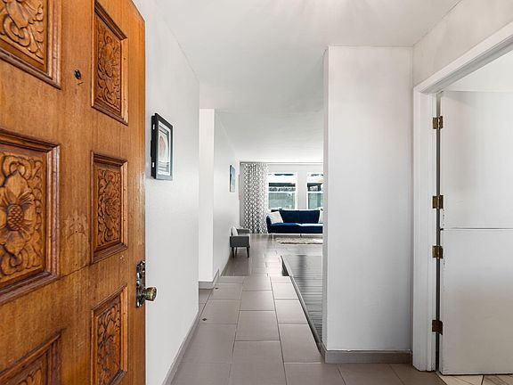 5th image of 8708 Delamar Ave NE