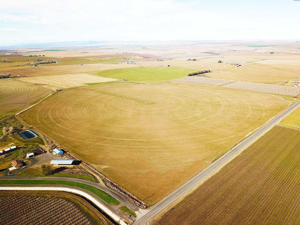 1st image of 150 Fern Rd