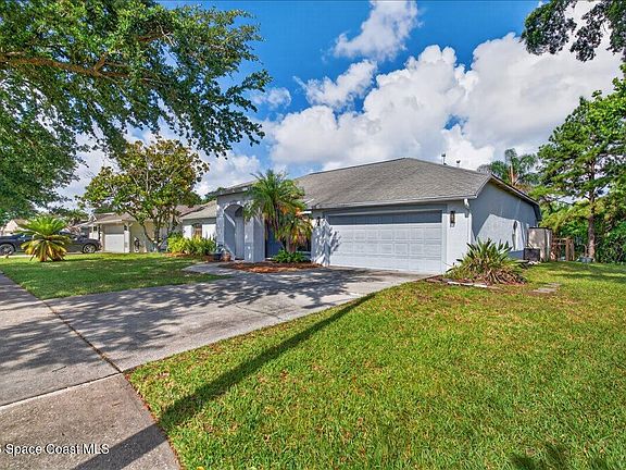 3rd image of 5068 Alamanda Dr