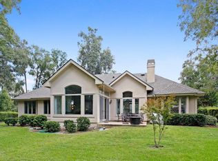 60 Peninsula Dr, Hilton Head Island, SC 29926