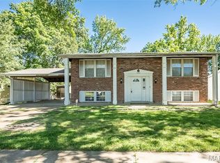533 Lemonwood Dr, Ballwin, MO