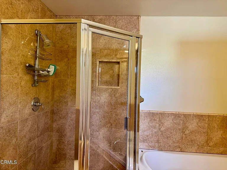1736 Vistillas Rd — Photo 31