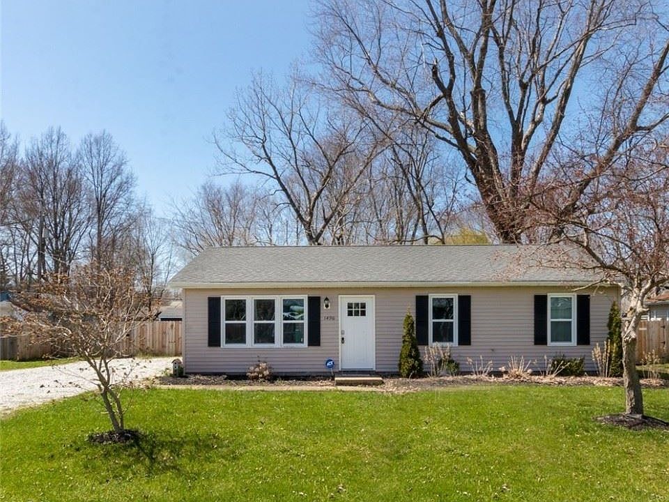 1st image of 1496 Hazel Ave