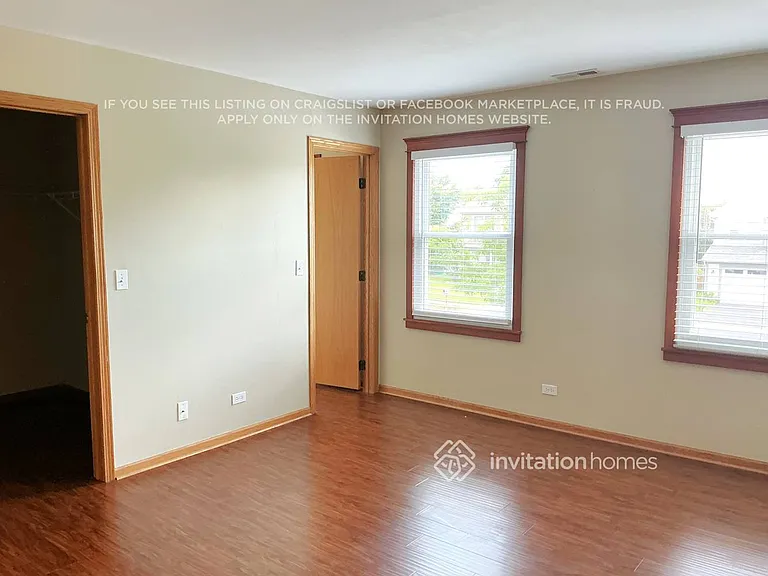 4820 Goodhue Ln — Photo 2