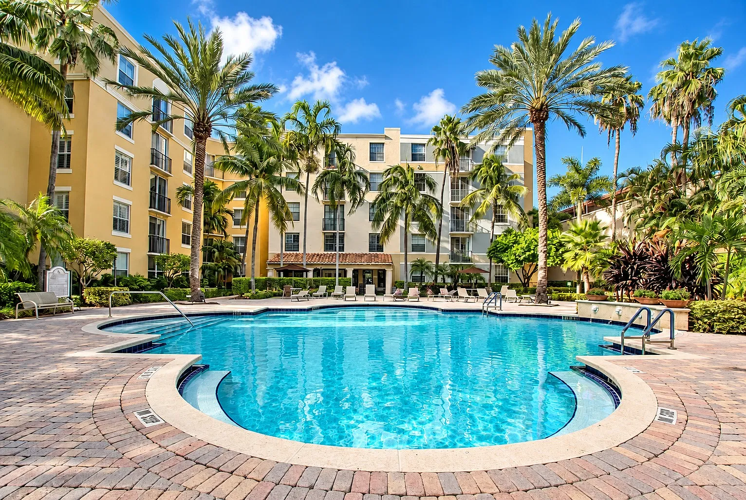 2 bed, 1120 sqft, $3,825 — Photo 1
