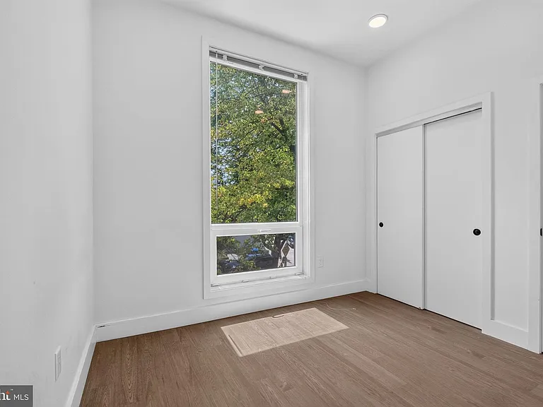 1731 Kalorama Rd NW #203 — Photo 20