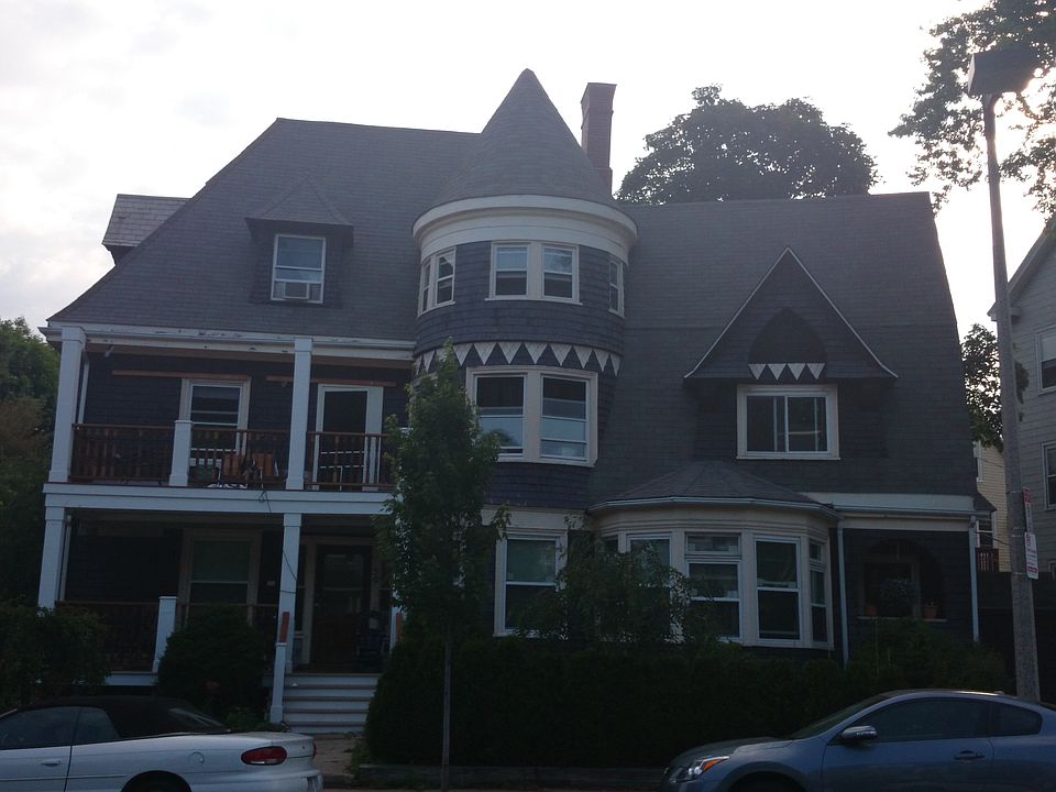 2nd image of 50 Chestnut Hill Ave