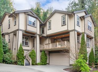 8203 NE 169th St, Kenmore, WA 98028