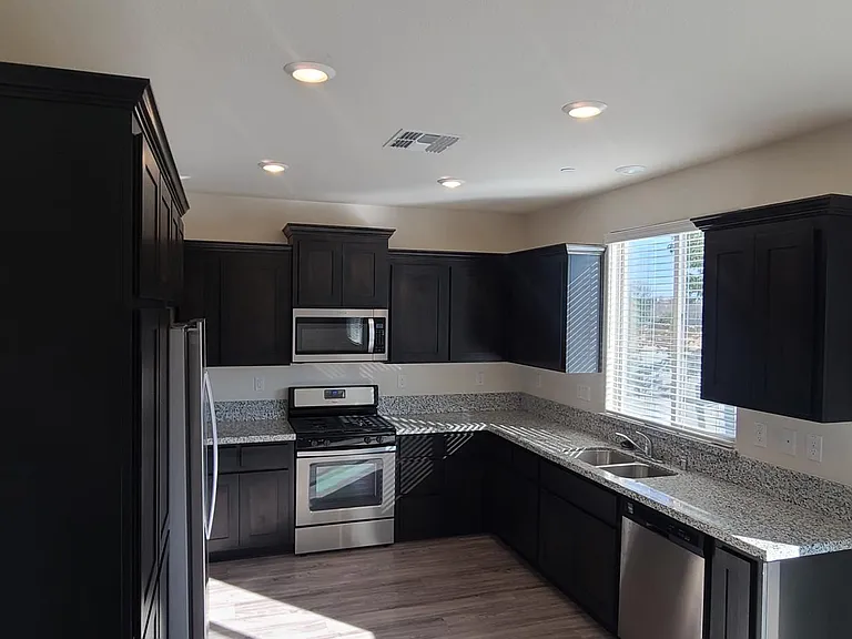 4016 Impala Cir — Photo 5