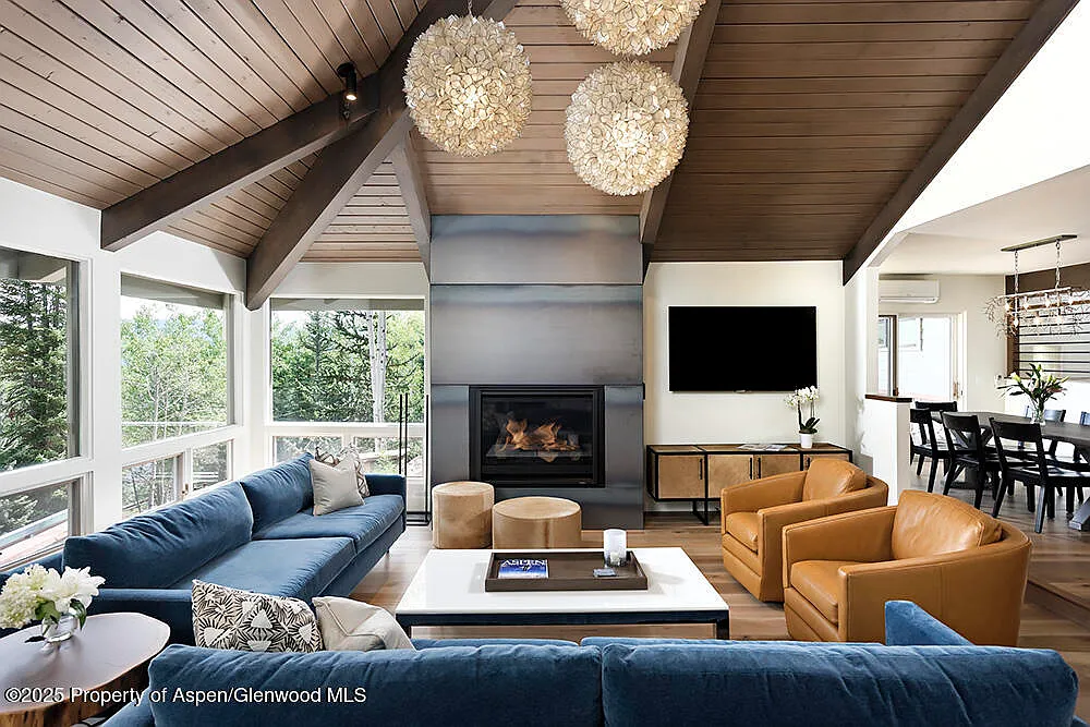 5 bed, 5.0 bath, 3330 sqft, $50,000 — Photo 1