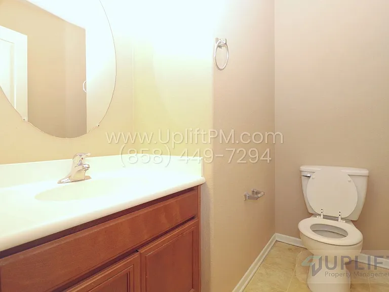 514 62nd St #15 — Photo 7