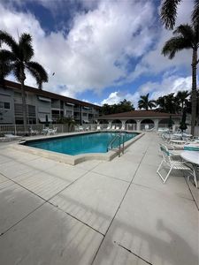 400 SE 10th St APT 202, Deerfield Beach, FL, 33441