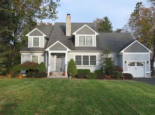 17 Woodstone Rd, Basking Ridge, NJ 07920