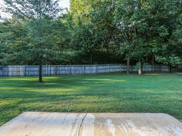 6205 Morgan Manor Cv — Photo 15