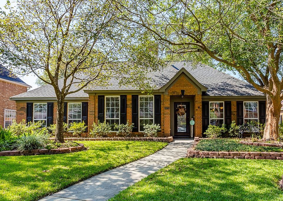 1st image of 19711 Caroling Oaks Ct