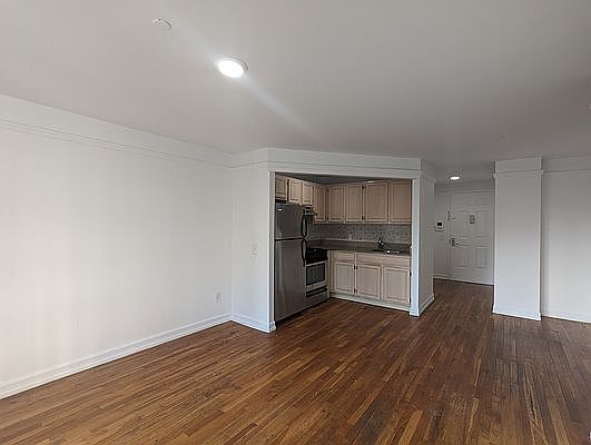 3rd image of 394 E 8th St APT 5B