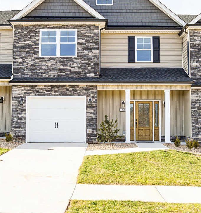 1st image of 1634 Helmsdale Dr Lot 11