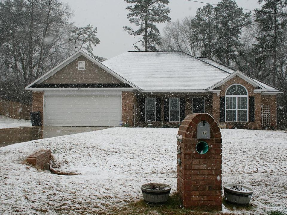 Doesn't always snow here in Phenix City. House Located on a