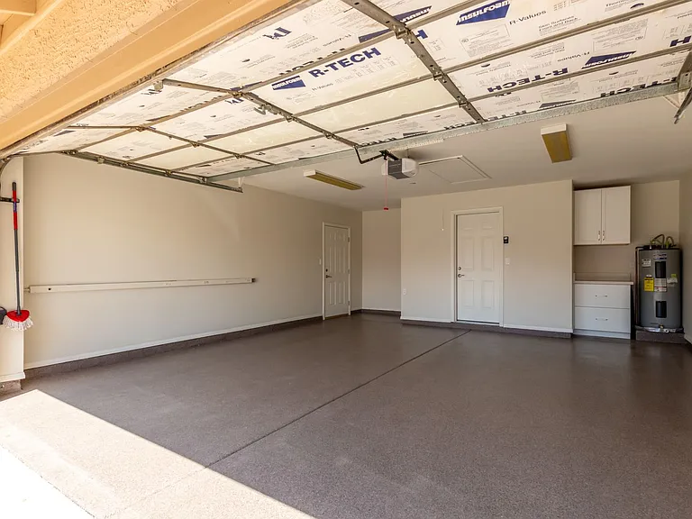 945 N Pasadena St #125 — Photo 40