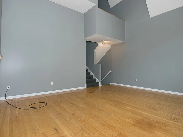 127 Glenville Ave #127 — Photo 20