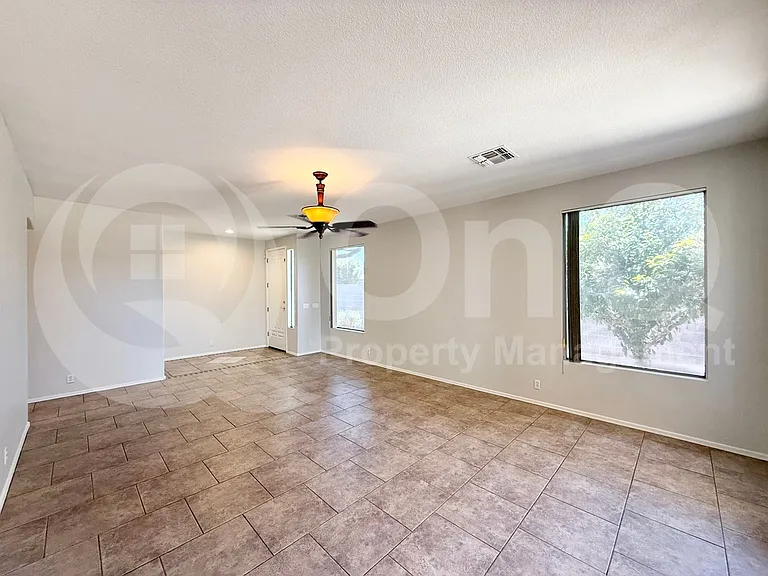 230 N Nash Way — Photo 7
