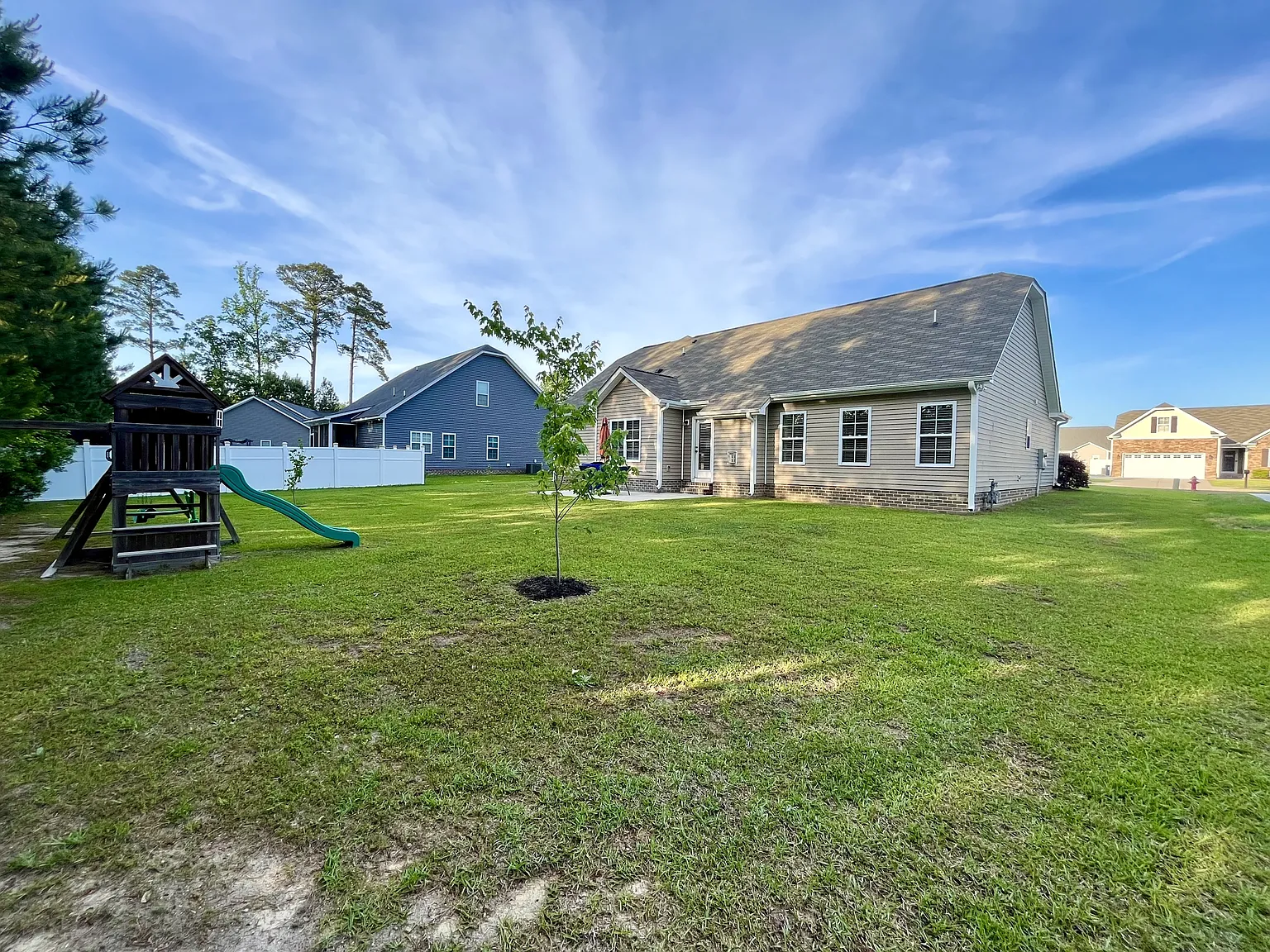 319 Crimson Drive - 1 — Photo 4