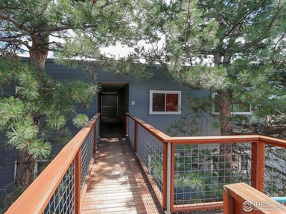 3rd image of 1590 Bradley Dr #C-204
