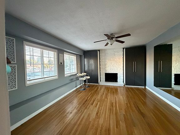 4th image of 18601 Vincennes St