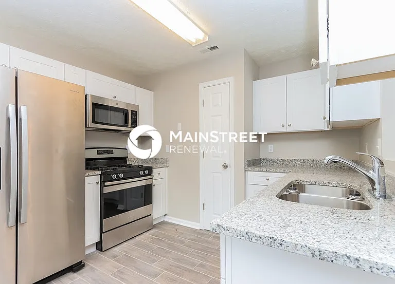330 Fallview Dr — Photo 7