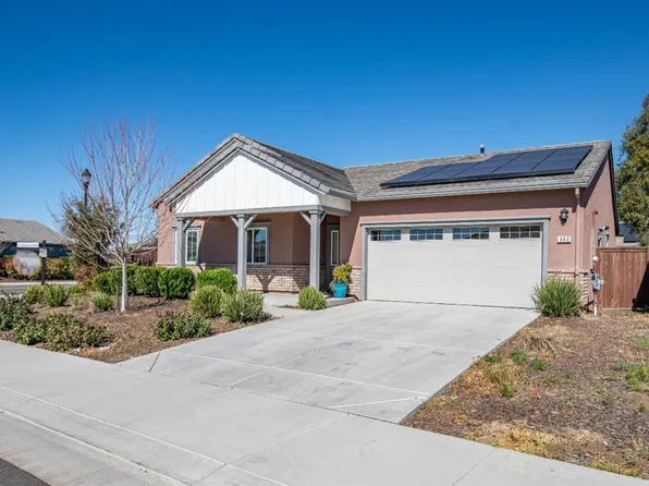 990 Camelia Drive, Dixon, CA 95620