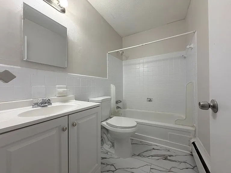 Cedar Chase — Photo 18