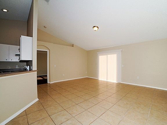 5th image of 7439 Loblolly Ave
