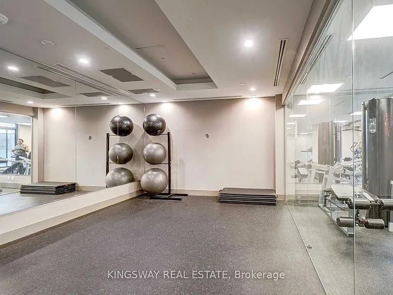 65 Watergarden Dr #907 — Photo 20