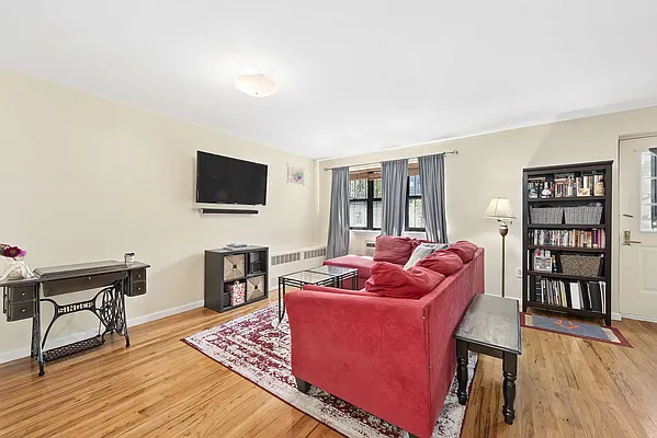 Rented by Compass | media 11