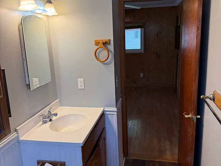 23024 Piper Ave — Photo 9